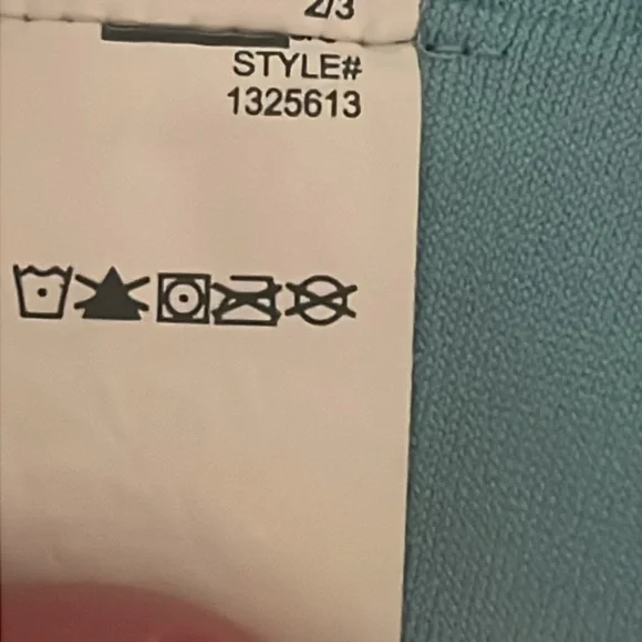 Under Armour Sports Bra Top - Picture 4 of 6